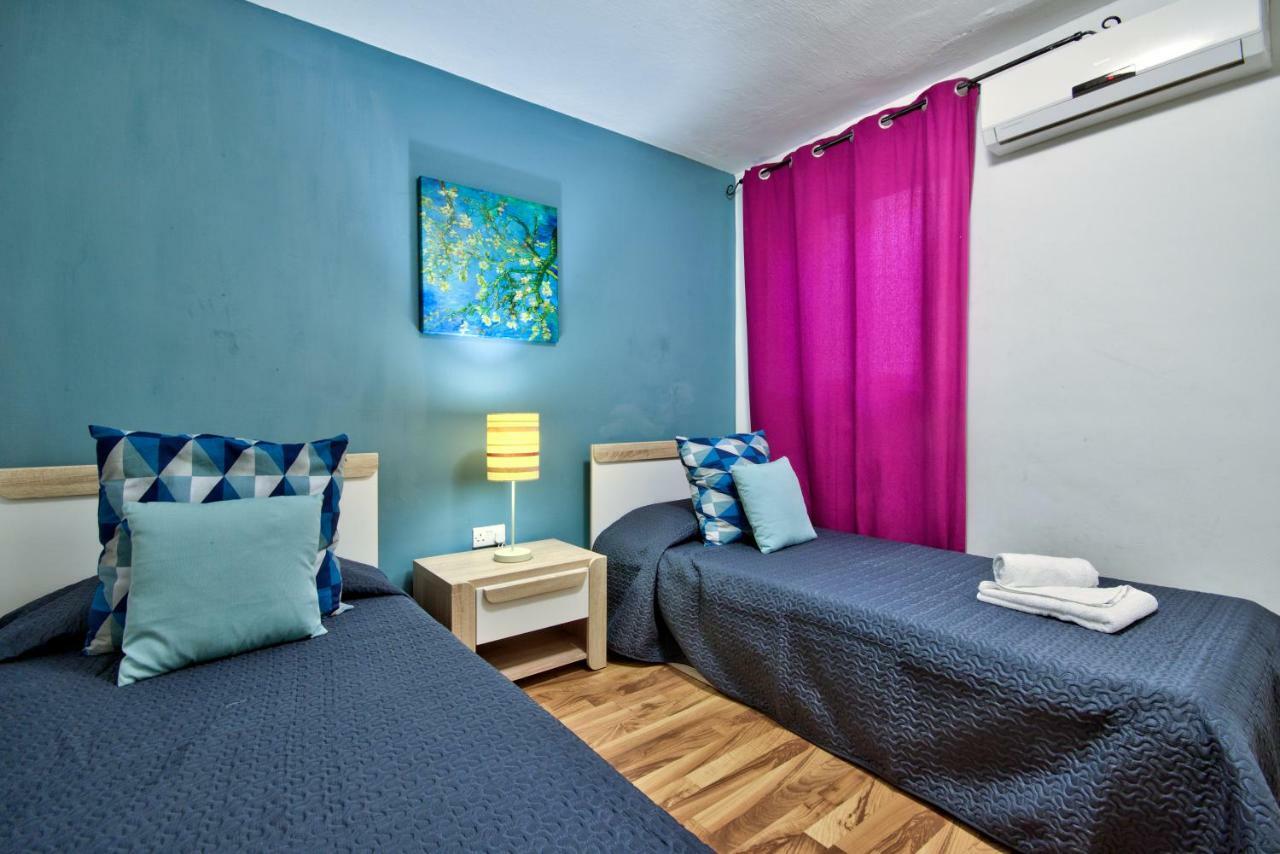 Spinola Court - Stunning Seaview Apartment & Penthouse On Spinola Bay By Shortletsmalta Saint Julian's Ngoại thất bức ảnh