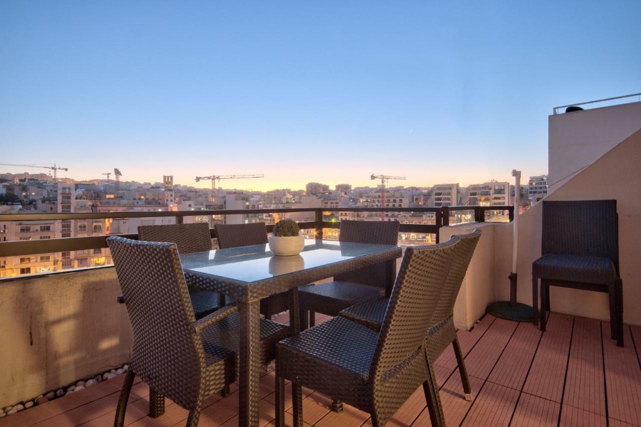 Spinola Court - Stunning Seaview Apartment & Penthouse On Spinola Bay By Shortletsmalta Saint Julian's Ngoại thất bức ảnh